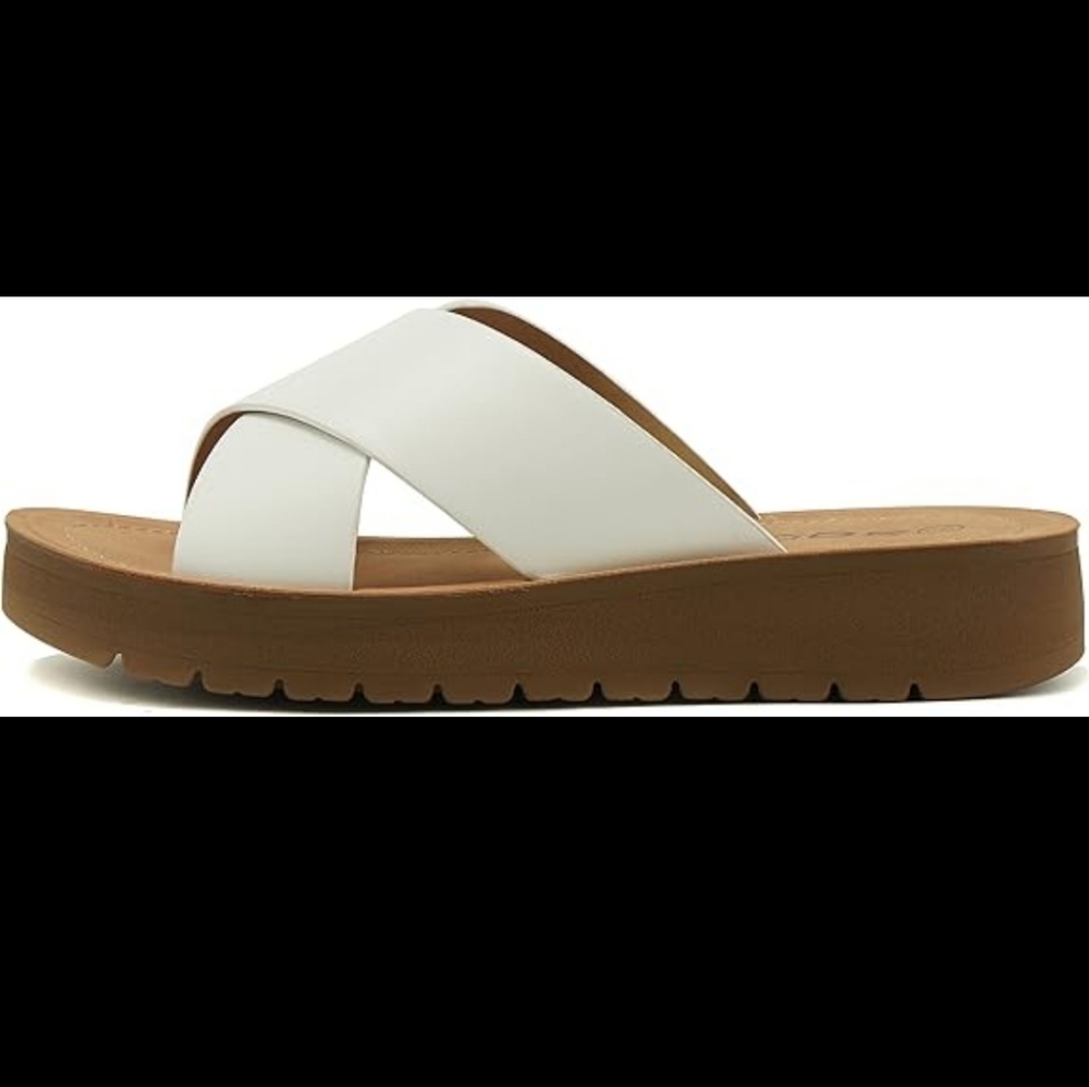 SODA Lucy Open Toe CrissCross Platform Sandals Size 7.5